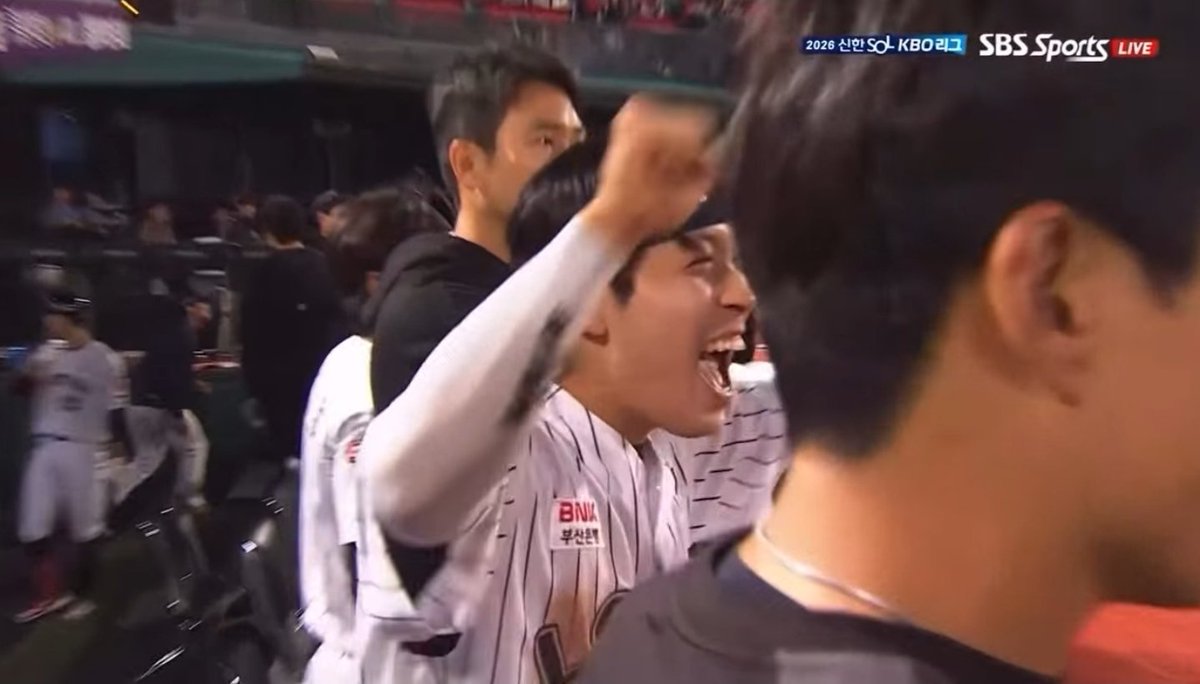 마성 tweet media