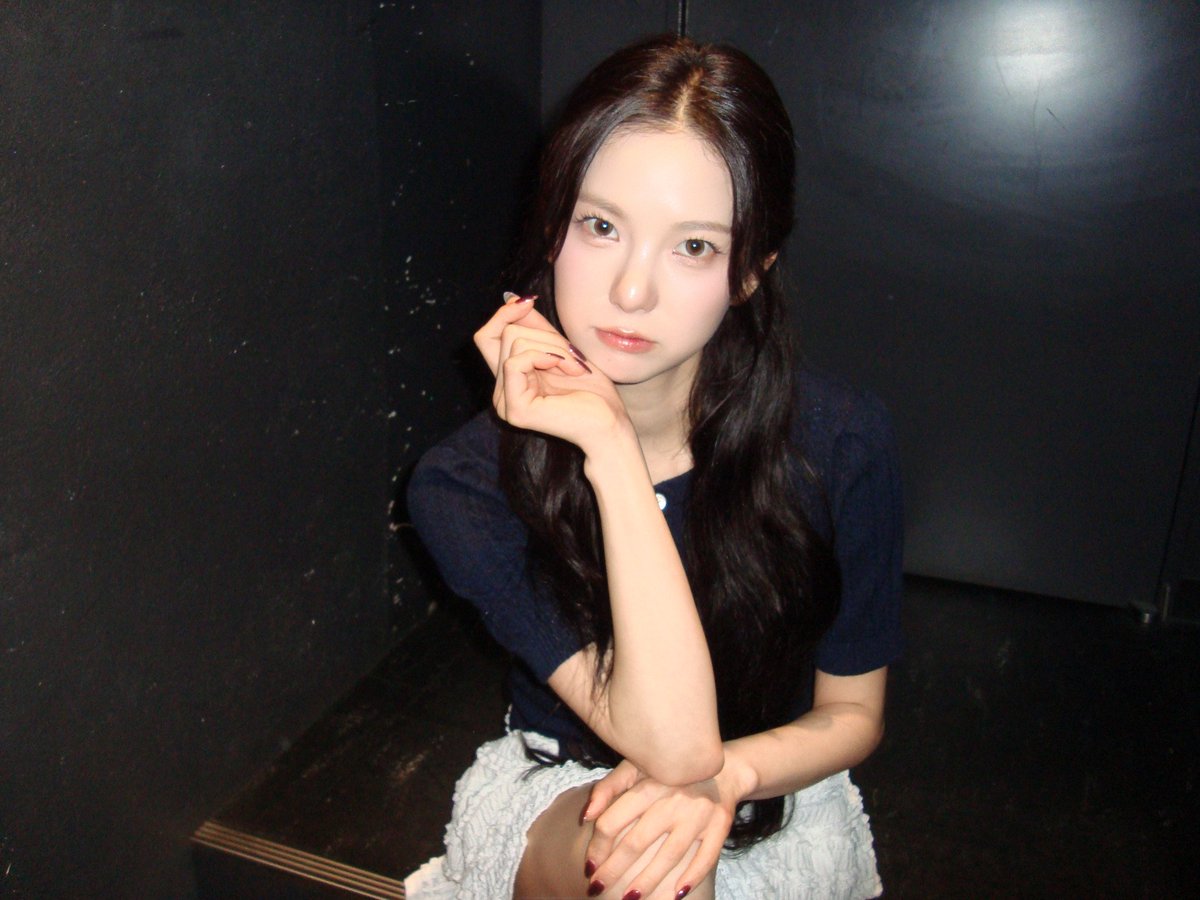 ChoiYujinFolder's tweet photo. Like, look at her 🩷🩷🩷
#최유진 #choi_yujin #yujin #kep1er https://t.co/UMNL5nP1V3