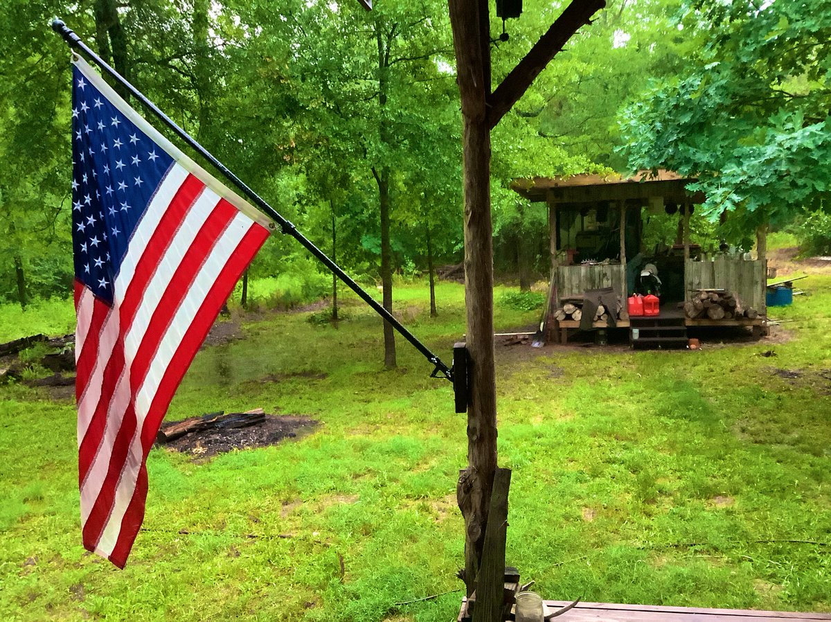FightingElder's tweet photo. Good morning from South Carolina🇺🇸☕️🍳
It’s a beautiful rainy Saturday morning. 🌧️68°☔️ https://t.co/0Q6UsvDNQZ