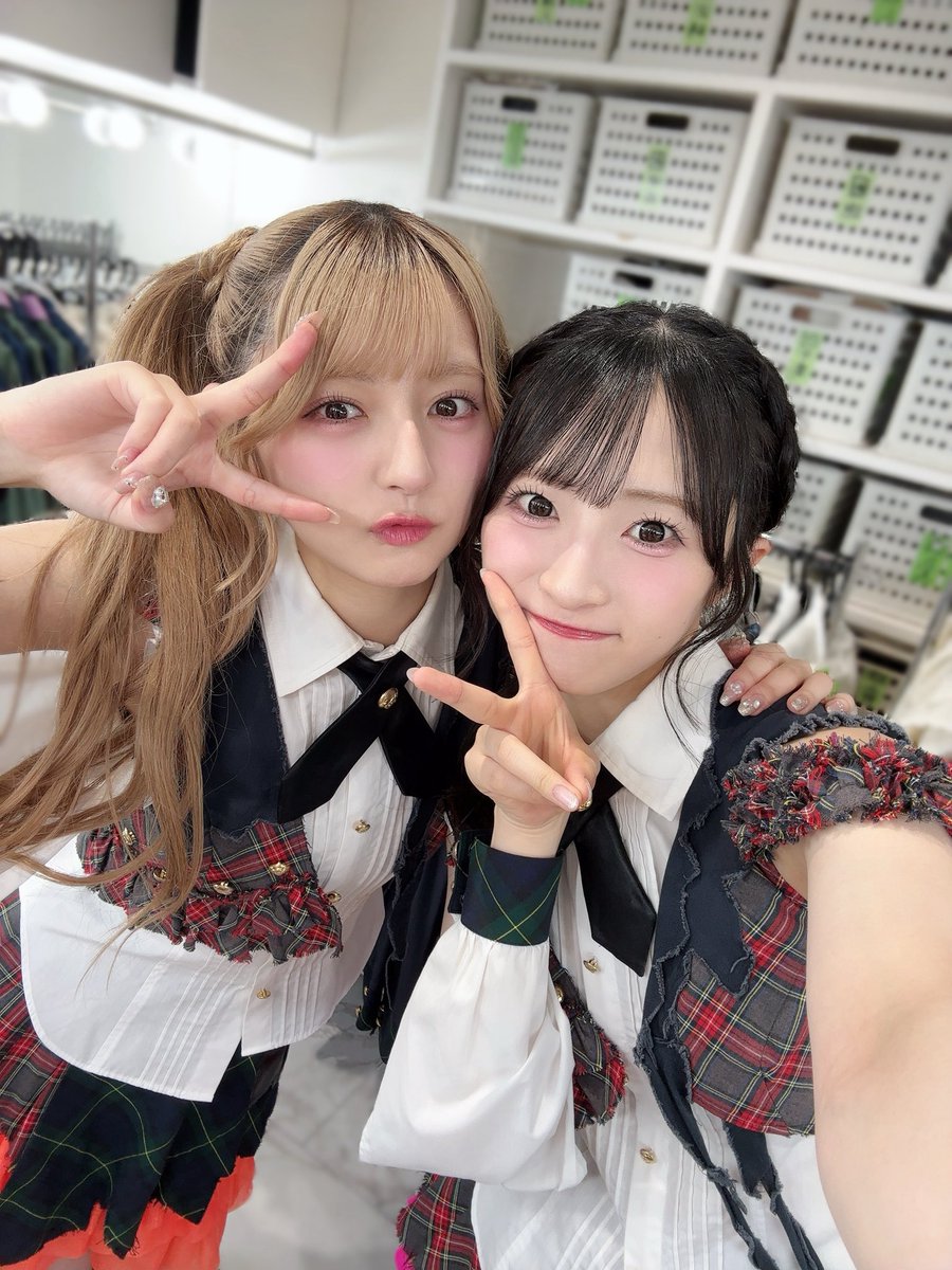 秋山由奈 tweet media