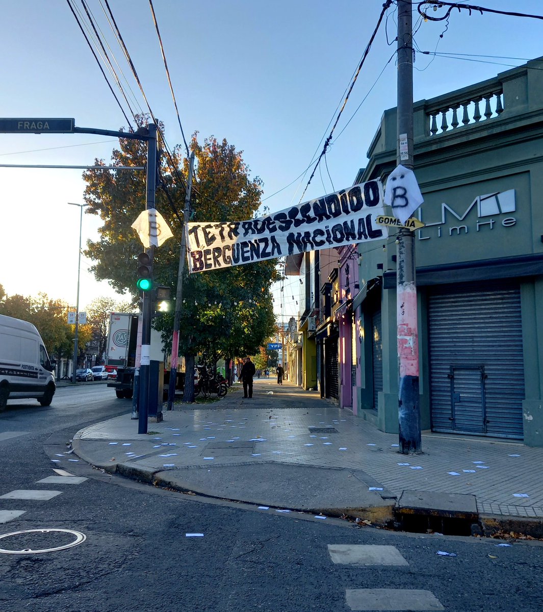 SiParlante's tweet photo. Barrio Belgrano! Feliz aniversario seca nuca
LA VERDAD ESTÁ EN LA CALLE
NUNCA NOS REGALARON NADA https://t.co/StwxAOOT47