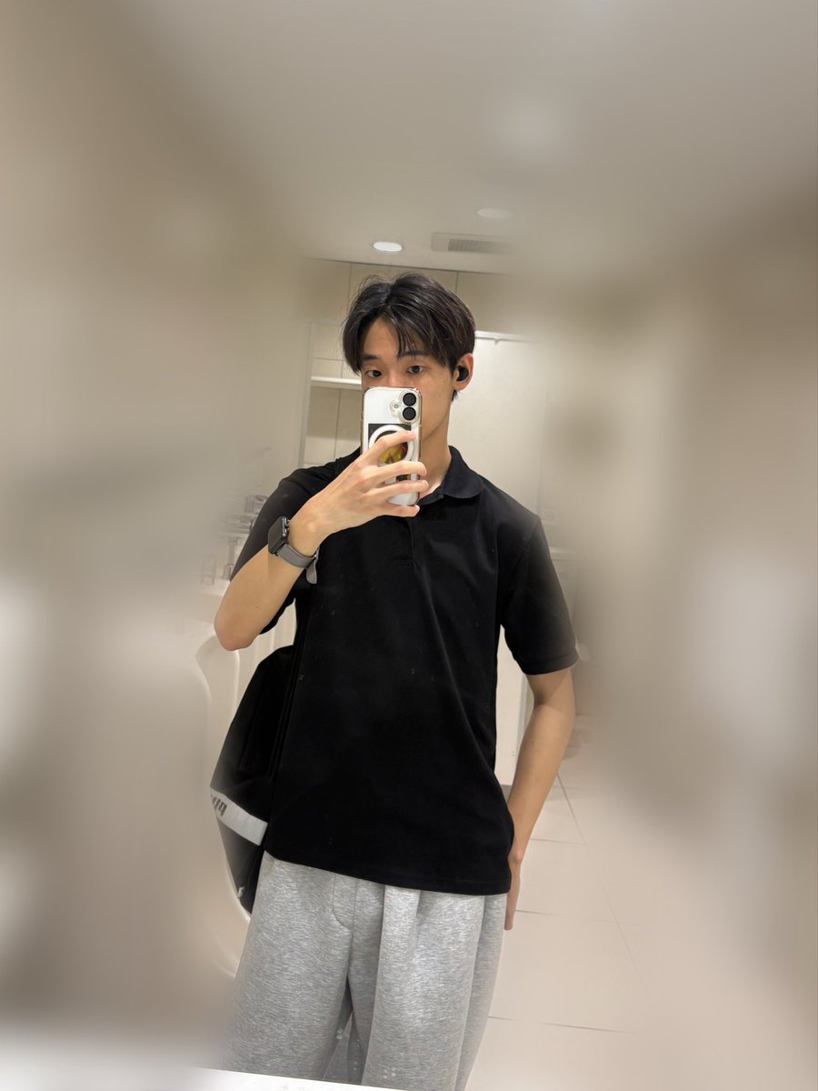 kix_06's tweet photo. 1年前の俺よりはマシなはず
雰囲気だけでも成長してたい https://t.co/PJhRQwA2x7