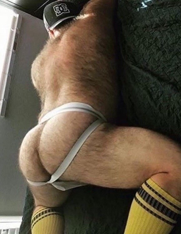 Hairyguys's tweet photo. Yes daddy https://t.co/l3GsGgDhOL