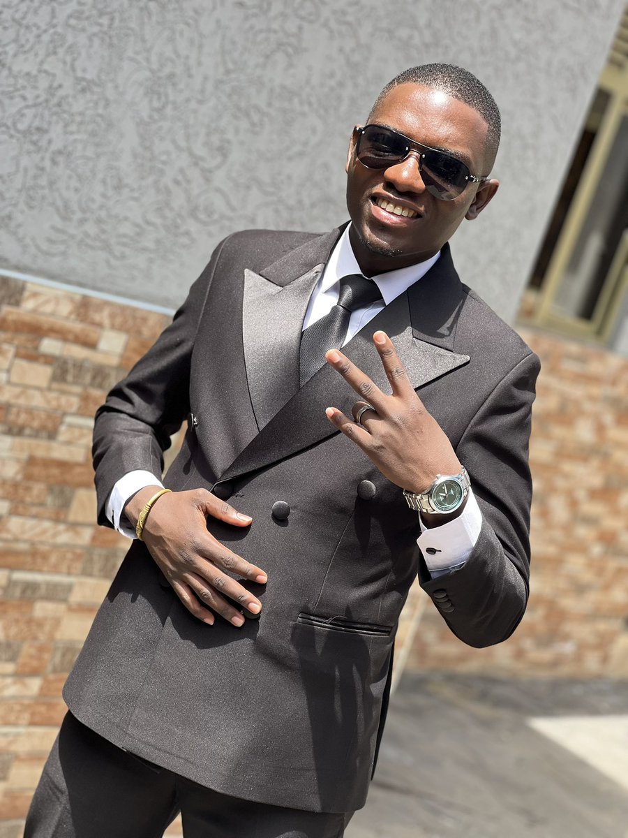 Robert Asiimwe tweet media