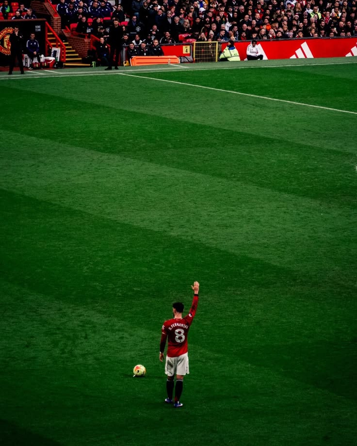 BoladaleK's tweet photo. Raise up your hand if you are the best player in the League 🪄 https://t.co/vCyNXruC9l