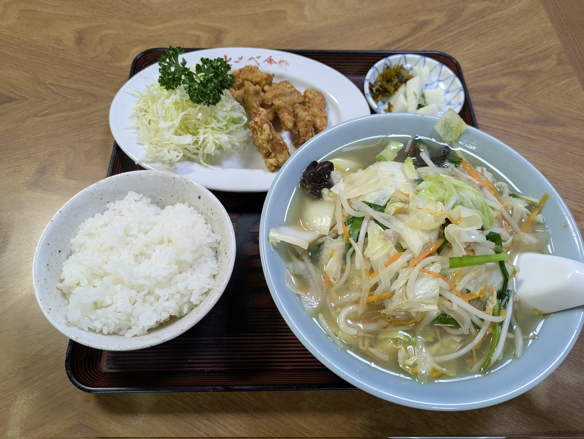 はる tweet media