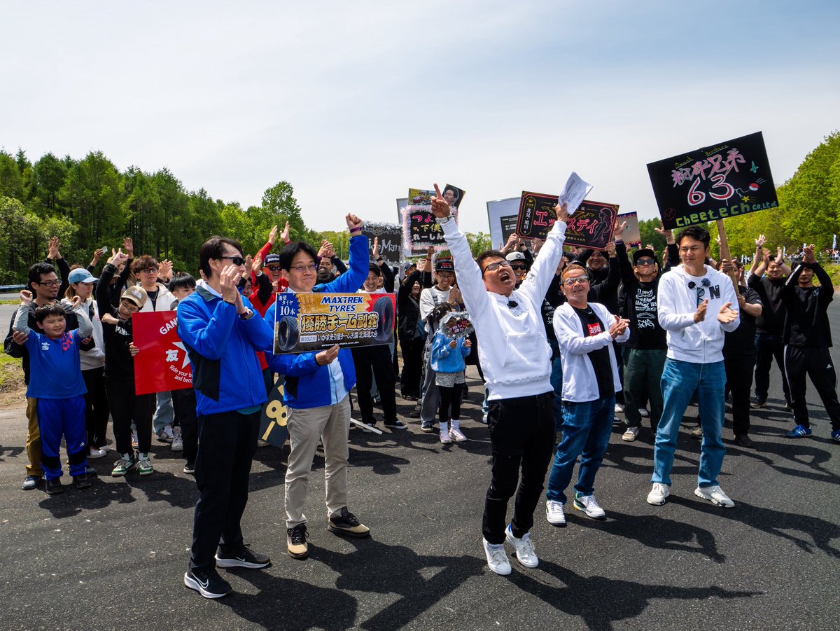 nomuken_0519's tweet photo. いか天北海道大会はD1GP超え！？wのすごい数のお客さんも来てくれて大盛り上がりで無事終了♪いか天めちゃくちゃ楽しい！

また来るぶぁいっ…。
#いか天　
#イカ天
#イカの天ぷら https://t.co/PfYvA6YXFo