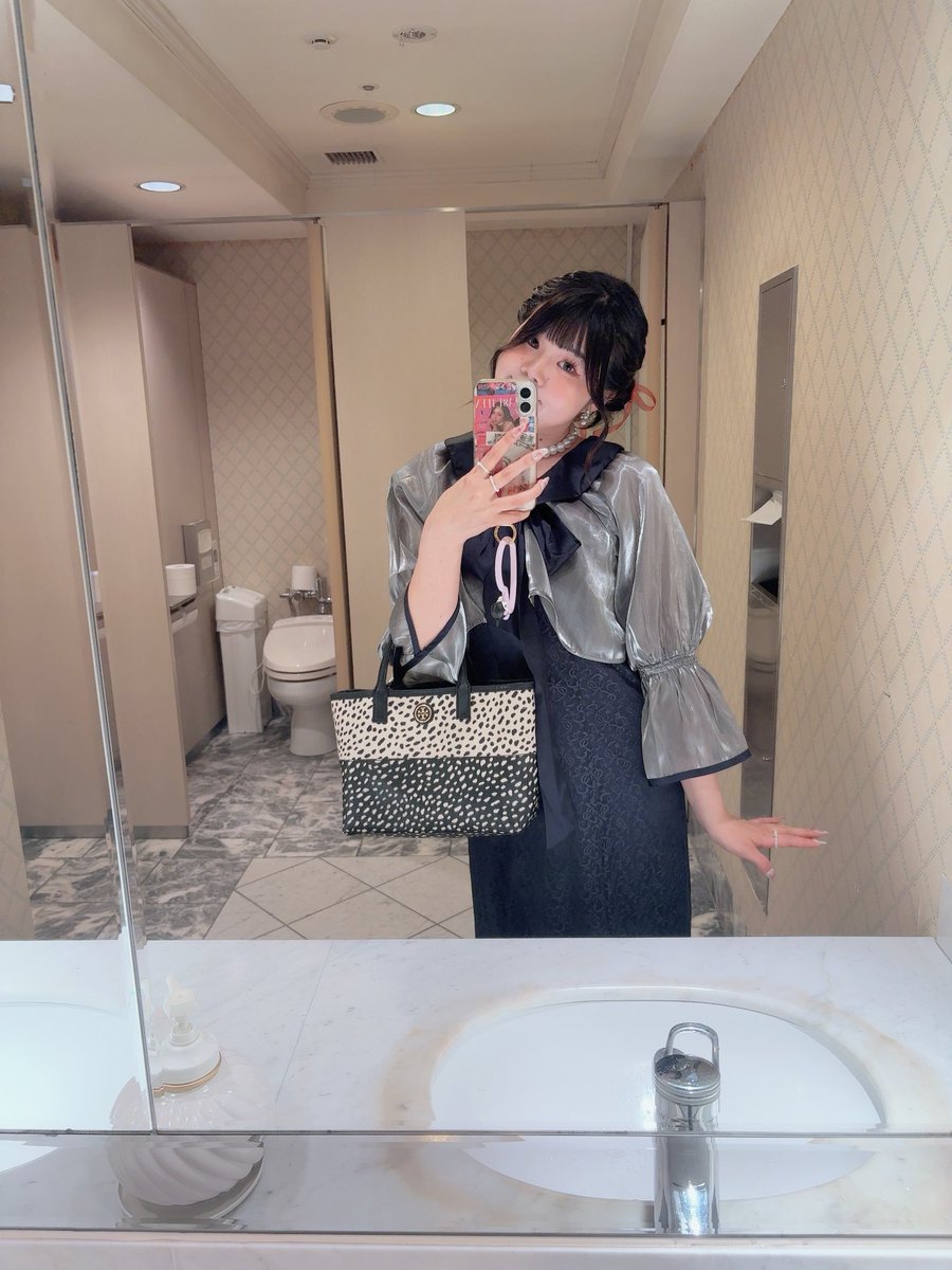 ぎゃるる😈 tweet media
