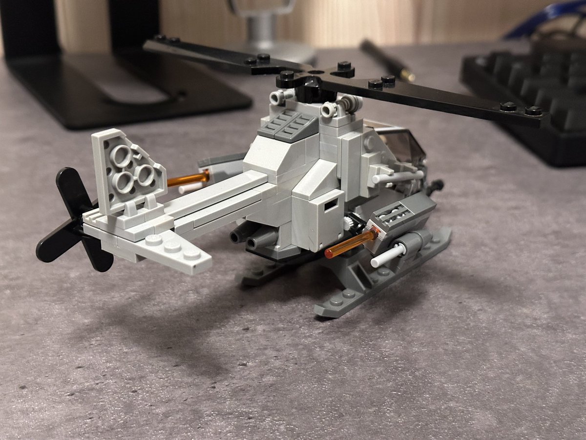 admiral2525's tweet photo. #LEGO https://t.co/s8gnXtx0cp