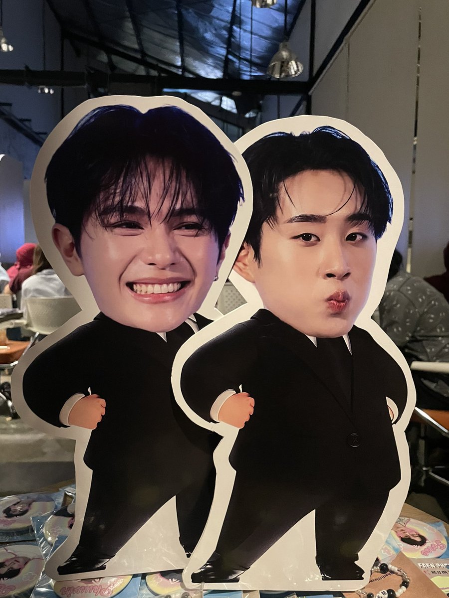 williamestina's tweet photo. waiting for performance duo 🙌🏻

WILLIAMEST FULL SPEED
#LOLFanFest2026D2 https://t.co/wA5eJYAljx