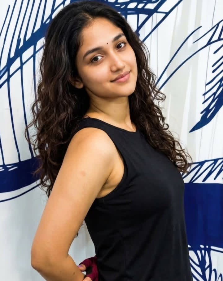 melody_avanti's tweet photo. Her confidence is the real flex🔥
In Frame: Aishwarya Rithu https://t.co/009pQC3SGz