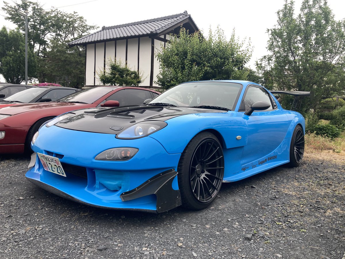 こばたつ tweet media