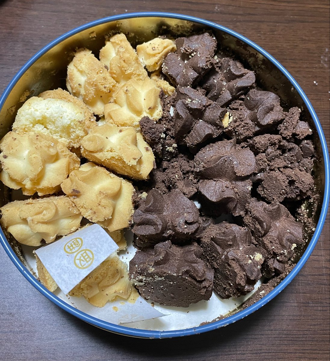 URAN1017's tweet photo. 割れても美味しさは変わらない
#COOKIE886 https://t.co/x9HJ3PbuLi
