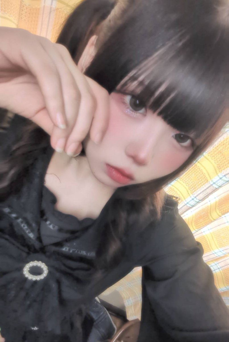 liona__singer's tweet photo. 明日はPIMURIのデビューライブだょ🩷💜
久しぶりのライブいっぱい盛り上げるからみんなで楽しもうねp^_ ̫ _^q🎶 https://t.co/9fob4sgbse