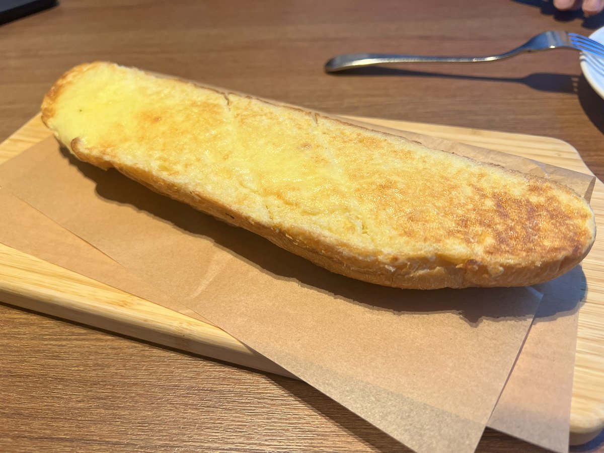 pudrawing's tweet photo. 辛苦大家今天熱爆還來場光臨，托大家的福正在吃美味的聚餐，布穀圓滿落幕哩，等結算完餘量再放上通販！謝謝今天遇見的每一位🥺希望大家都有美好的一天💕 https://t.co/vmvwmBBkZY