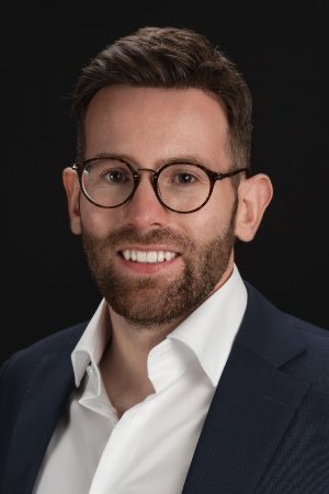 TavsiyesiKitap's tweet photo. Mükemmeliyetçiliğin son derece yaygınlaştığını,akıl sağlığı sorunlarıyla bağlantılı hale geldiğini ve özellikle gençler arasında küresel bir soruna dönüştüğünü görüyoruz.

Sayfa 91 https://t.co/oOXbEuTJCD