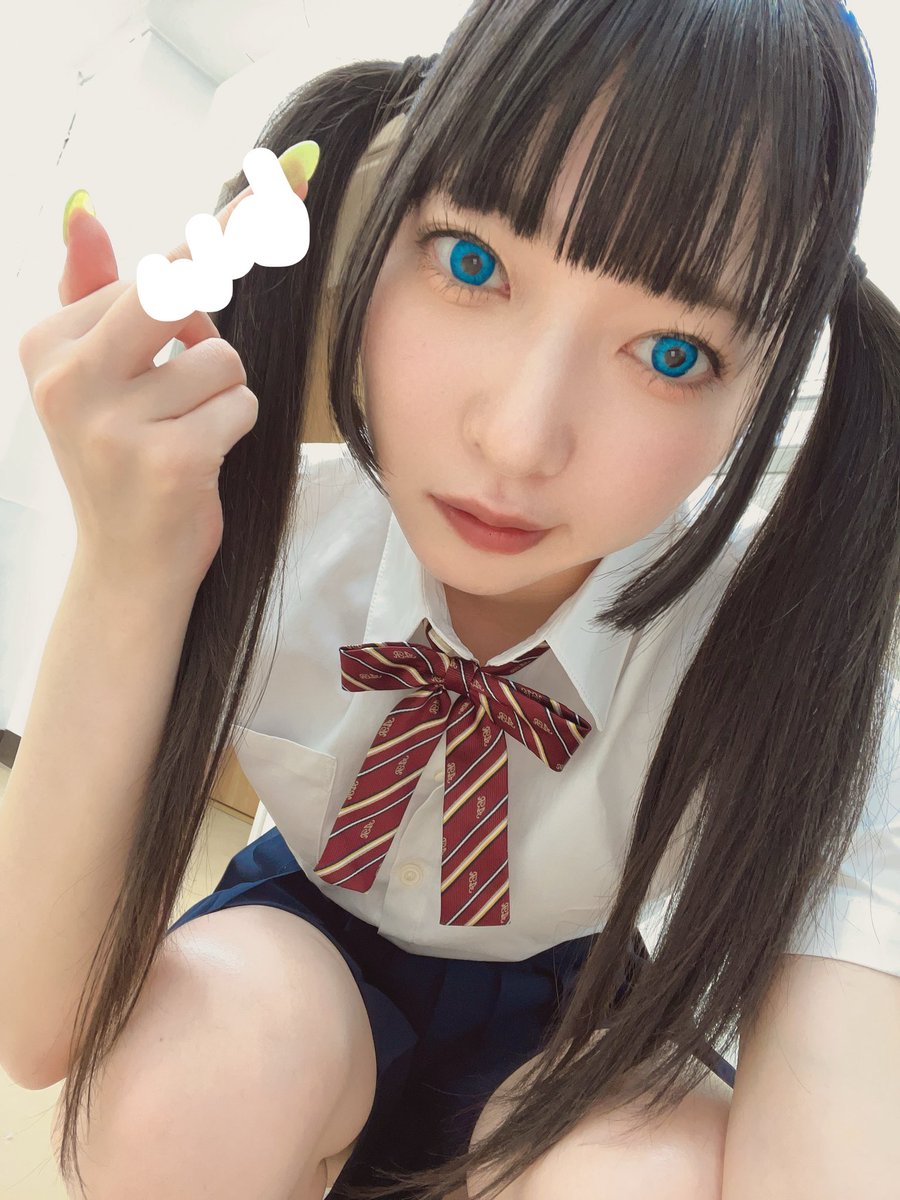 足立める😈💜 tweet media