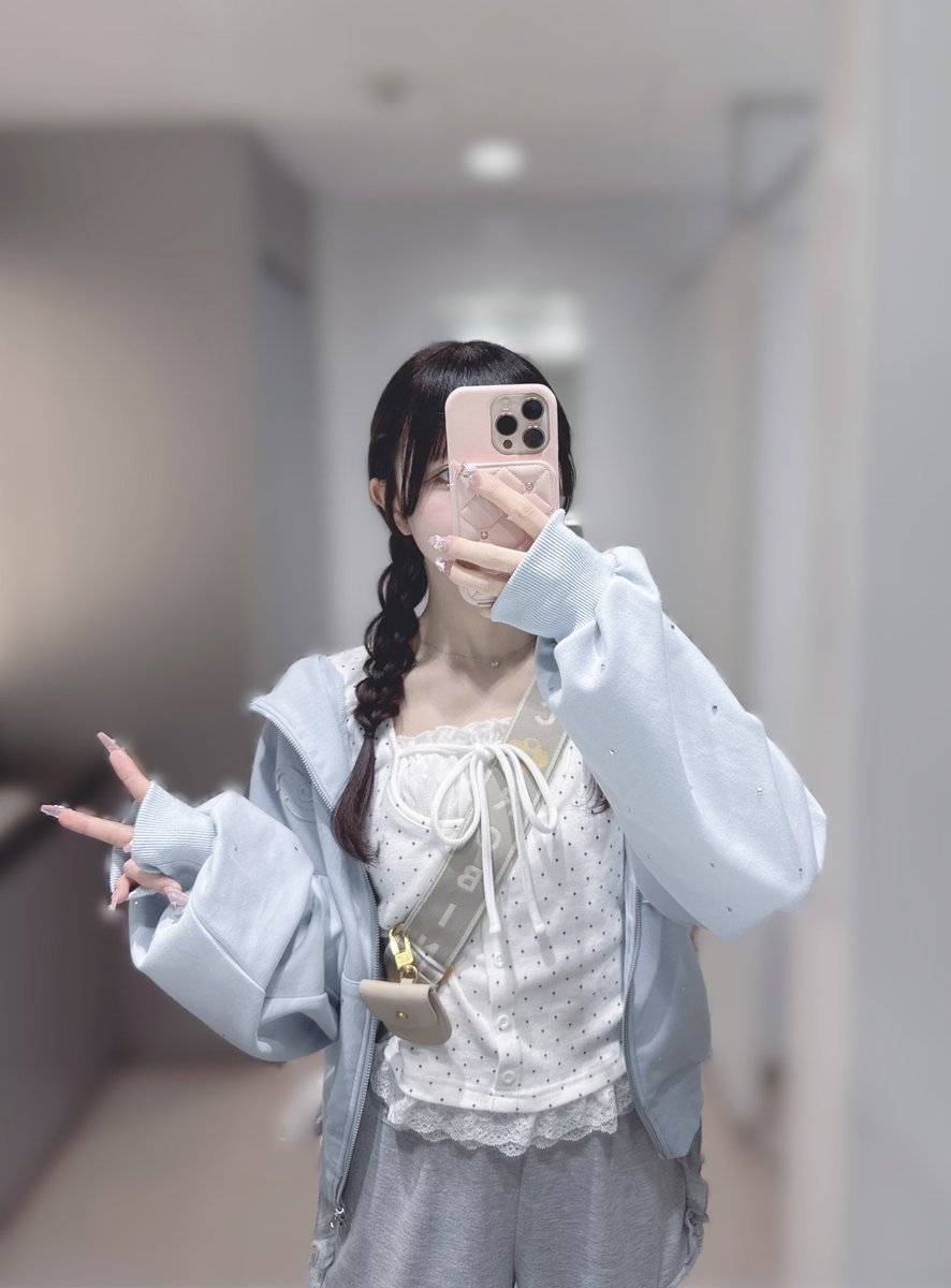 ゆな tweet media