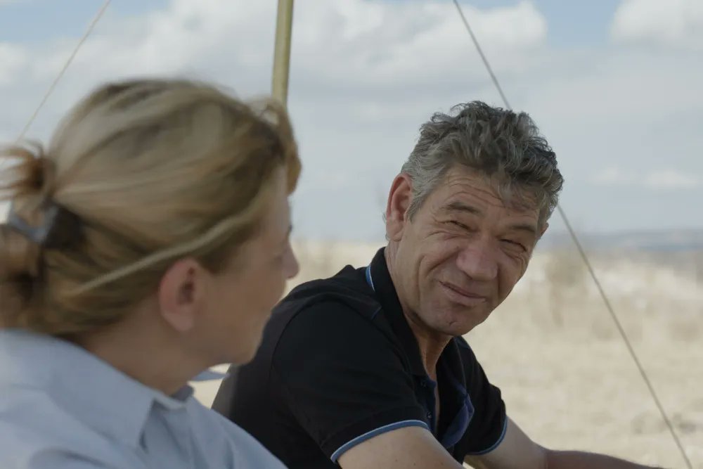 elcuartoacto's tweet photo. #Cannes2026

The Dreamed Adventure (Valeska Grisebach)

★★★★/5

Mafia tenue de los grillos sobre azul campo juventud que brinda la noche y los días de fiesta corejas de sobremesa en mayoría bailes alcohol mirada en minoría estocada no repitas mis errores no estabas no ↆↆ https://t.co/hPIXnkI0Aa