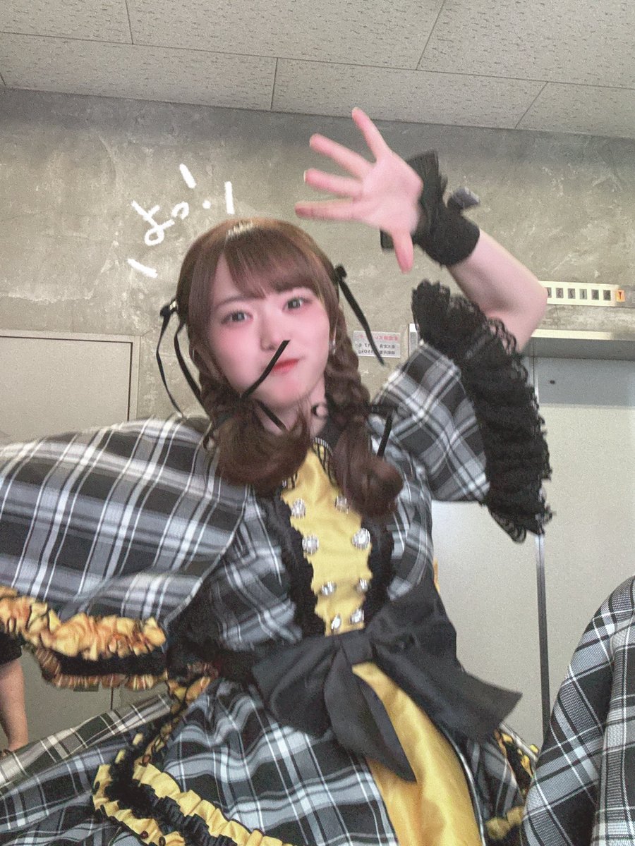 三波春香 tweet media