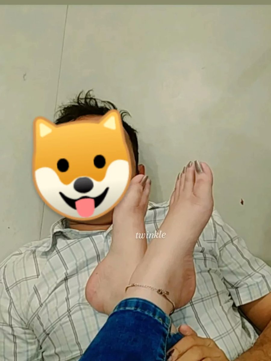 Femdom/Findom Devotees 👣🏧 tweet media