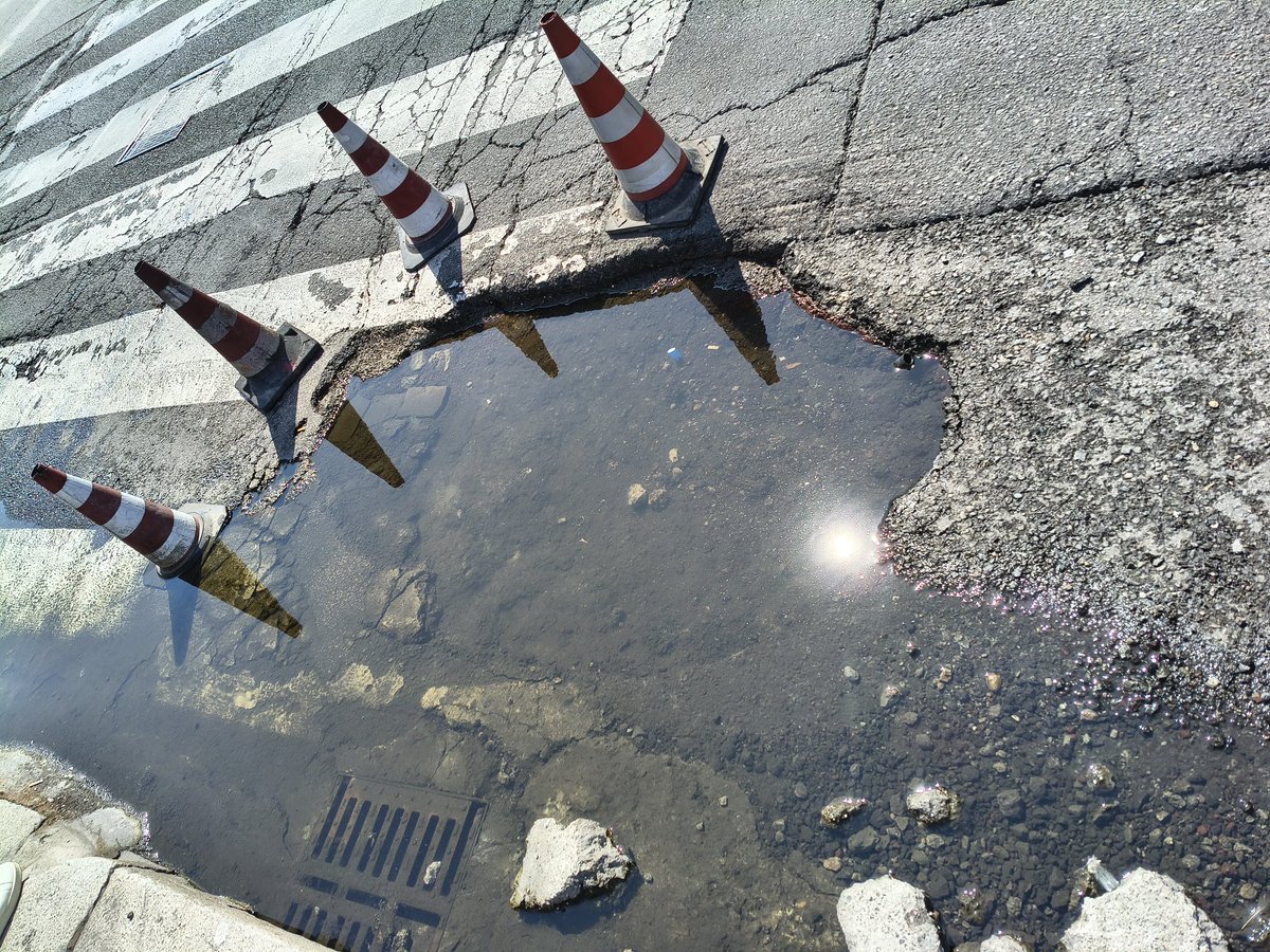 apeterbrown's tweet photo. @mrpotholeuk spotted this pothole while in Como .  #pothole https://t.co/Y6cDXJAzmN