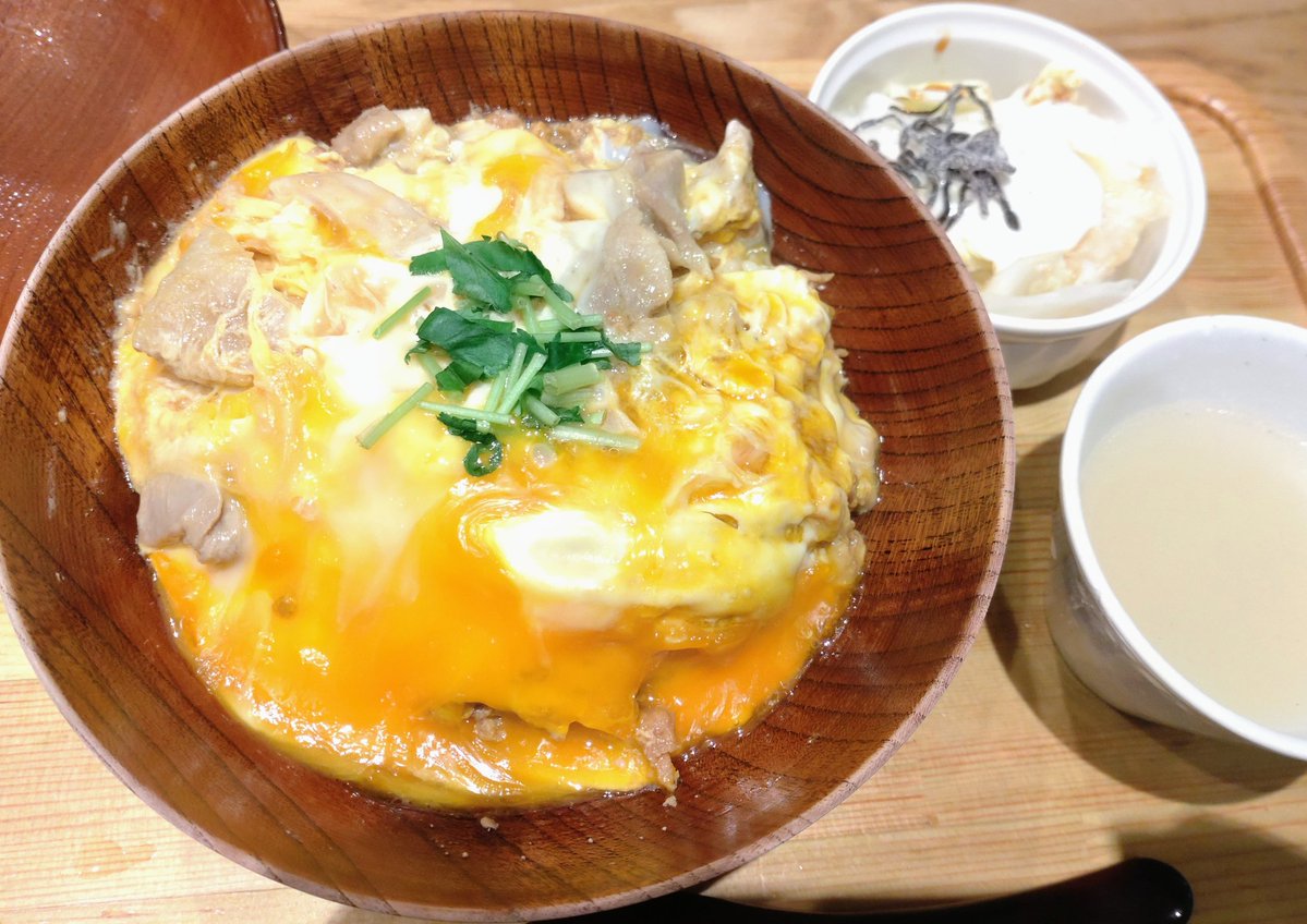 chey@718&19有明 tweet media