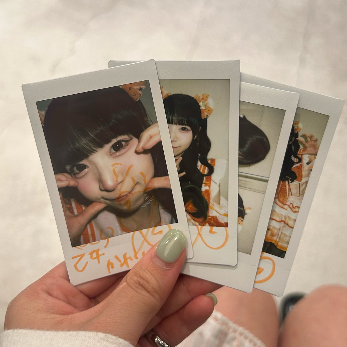◝✩ tweet media