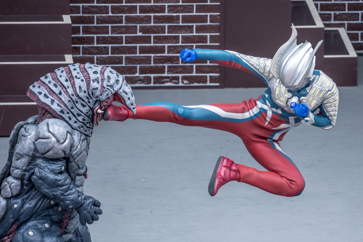af77_V's tweet photo. ひらパー ウルトラマンショー
ゼロとダイナはもちろんコスモスは生まれ年だけあって思い入れが特にあって本当に懐かしい気持ちになった、アクションもめちゃくちゃかっこよかった https://t.co/xjRiSUFCmU