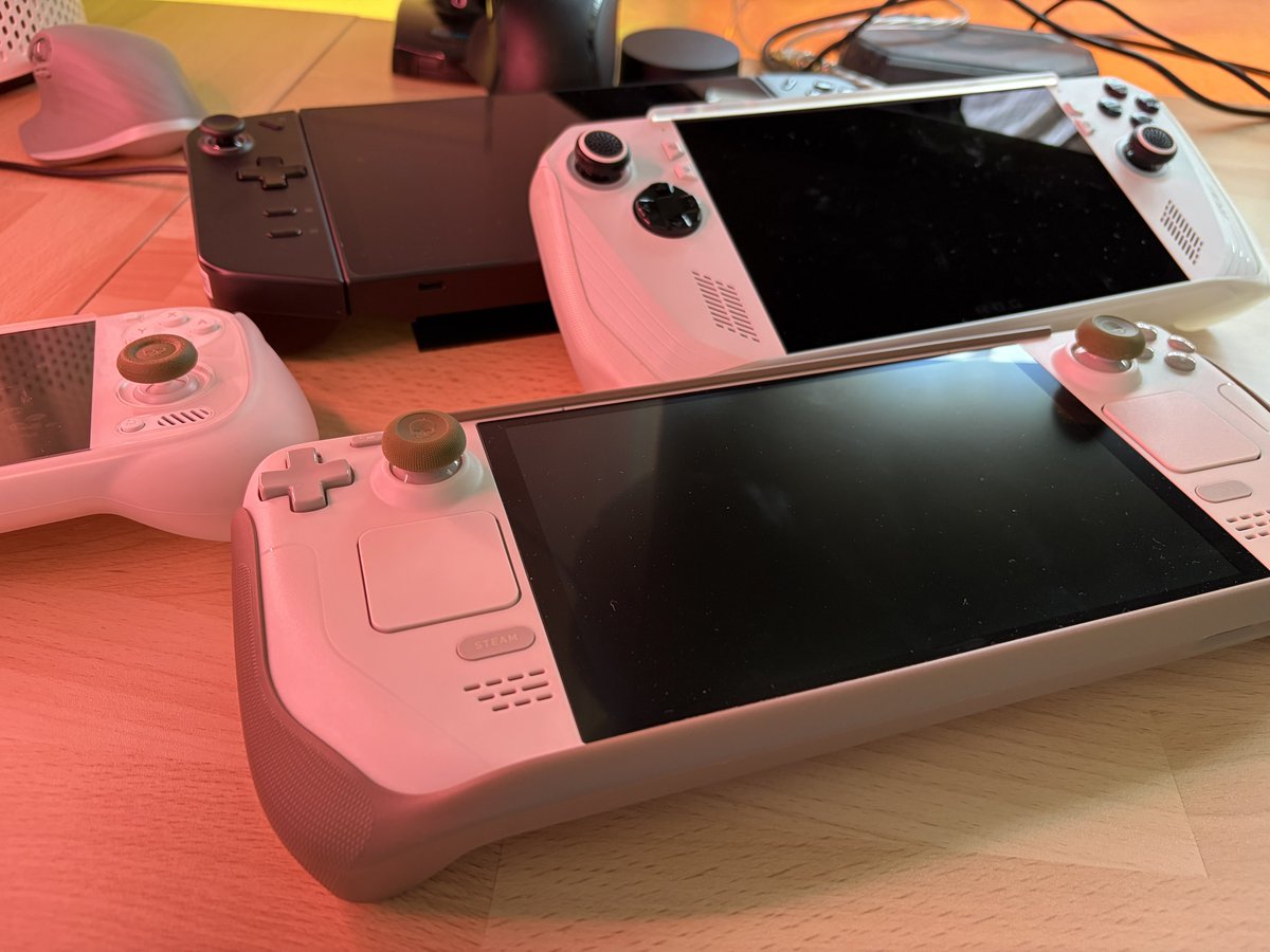 Hooandee ✨ Handheld PC, portátiles y más! tweet media