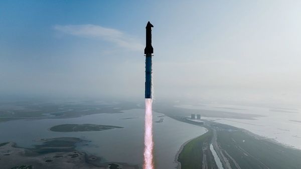 tsr's tweet photo. The sharp increase in launches has led to warnings about the environmental impacts of emissions on the upper atmosphere. But those analyses don’t include changes in launch systems that can mitigate those impacts. https://t.co/Lnto6POfRD https://t.co/47oJPpQMZp
