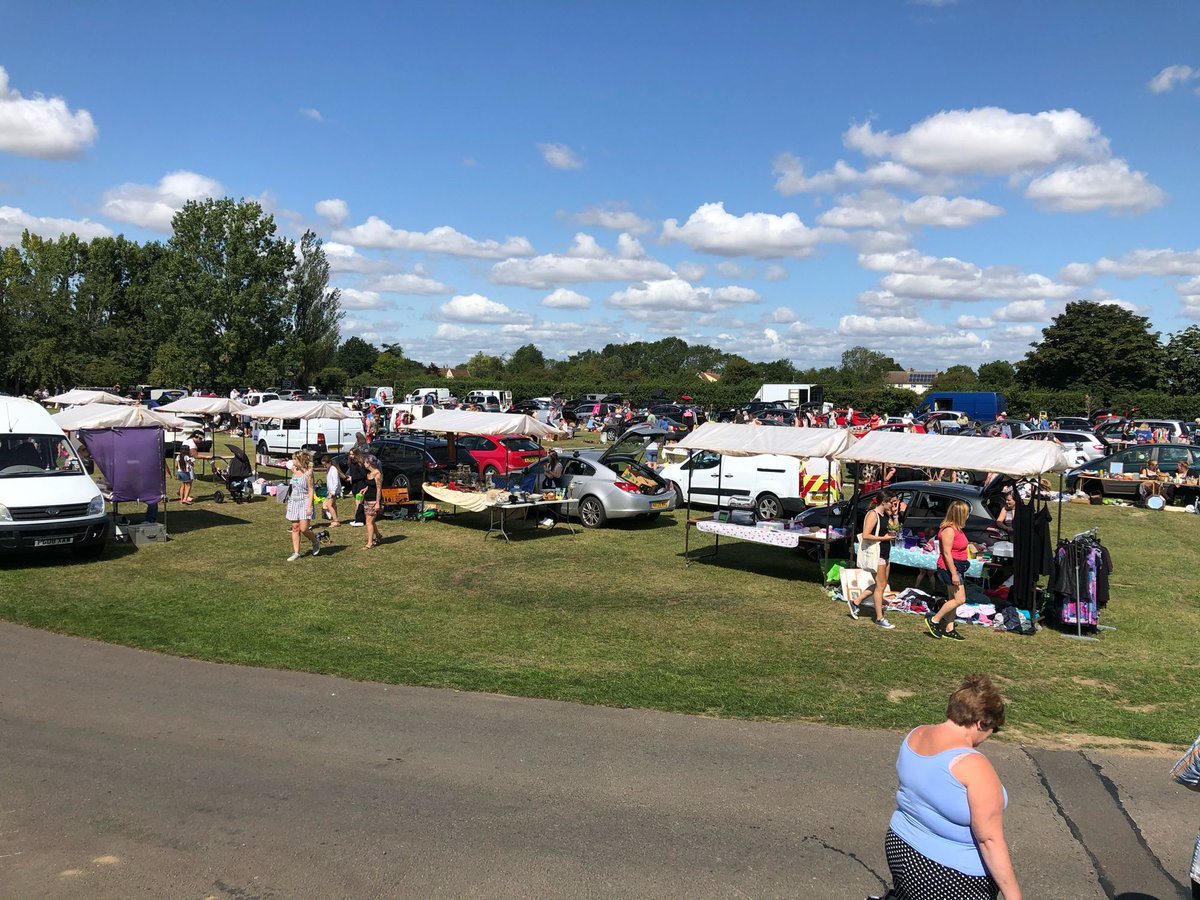 StonhamCarBoot's tweet photo. Stonham Barns Sunday &amp; Bank Holiday Monday Car Boot &amp; Lorry Show

Great weather, just turn up &amp; sell from £7 no booking needed. Covered stalls a few left for Monday only. Text 07817539168

https://t.co/ZxwTlkaigB

https://t.co/8bJ6g5kuUX

https://t.co/stnMjMZaC3 https://t.co/fNYlzqzk08