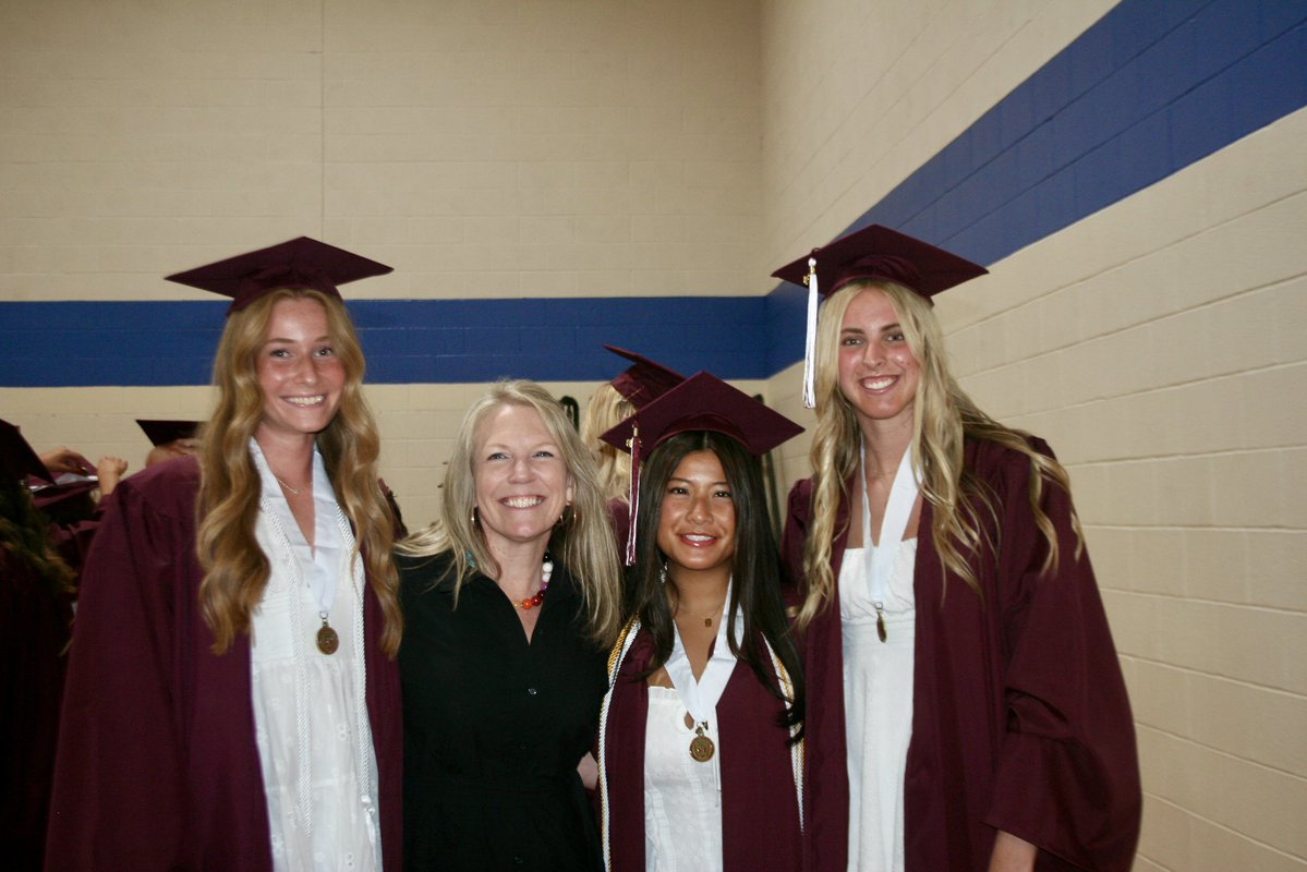 Maroon Crew tweet media