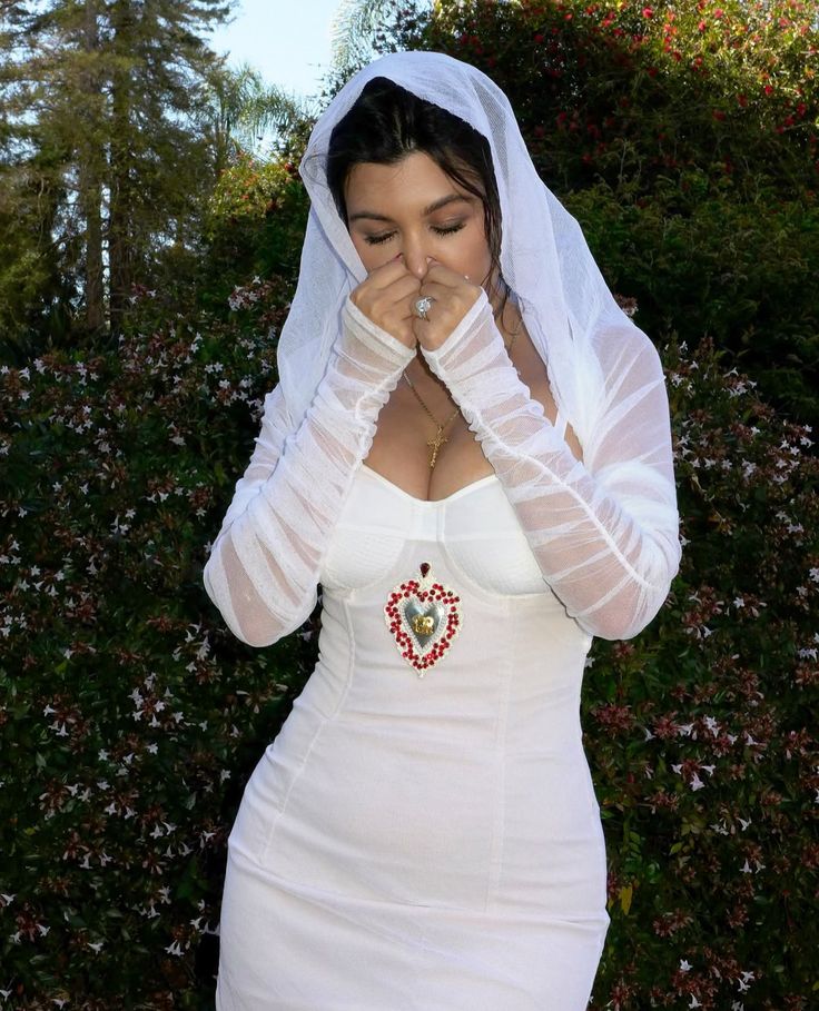 hitherto bridesmaid dress Kourtney kardashian Lace Satin Corset Short Bodycon Wedding Dress main image 1