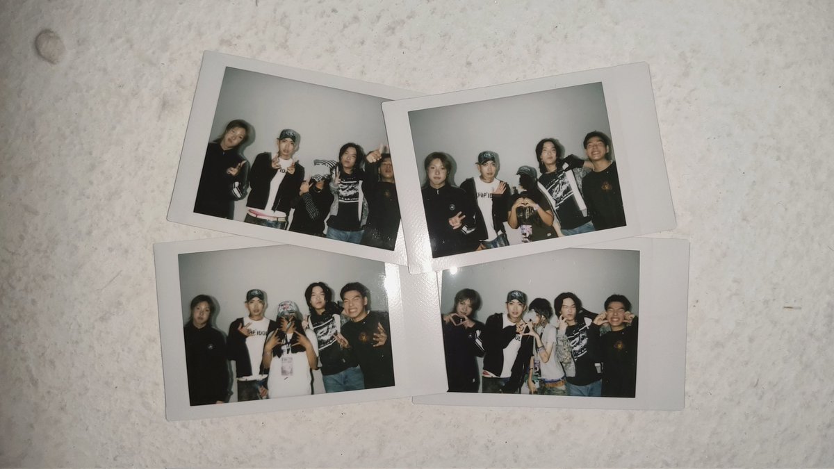riiiyoung's tweet photo. GOOOO ! BUWAN ᯓ★
#BUWANCLUBBOYBNDFirstshowinbkk #chunkybuddydream https://t.co/EBMz02uxHE