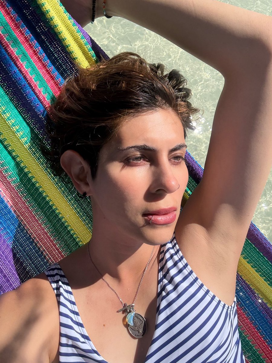 Axxeells's tweet photo. 🥹☀️ leave me here 🩵.
.
.
.
.
.
.
#beach #Yucatán #love #femboy #trans #model #transgender #proud #latin https://t.co/hBtvDmUpSv