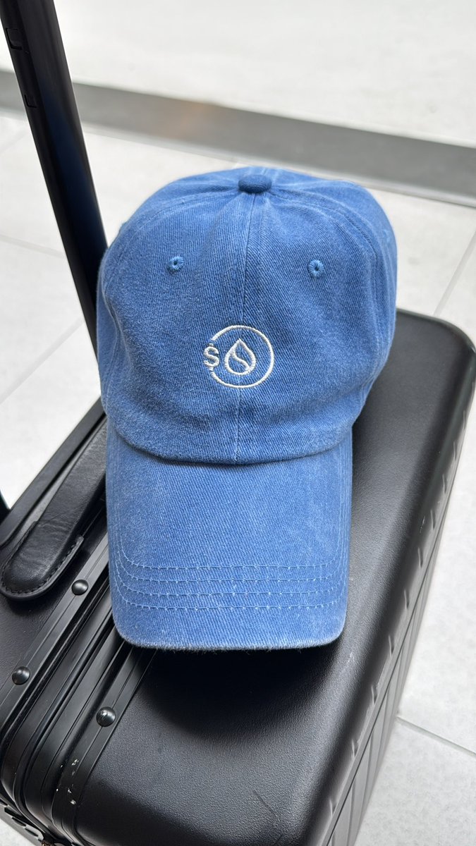 _MarkEpps's tweet photo. Already an iconic piece of Sui merch.

Received many a hat during my tennis days

Basically a hat snob now

And this one just hits

$USDSui all day https://t.co/gJRgPRbgP5