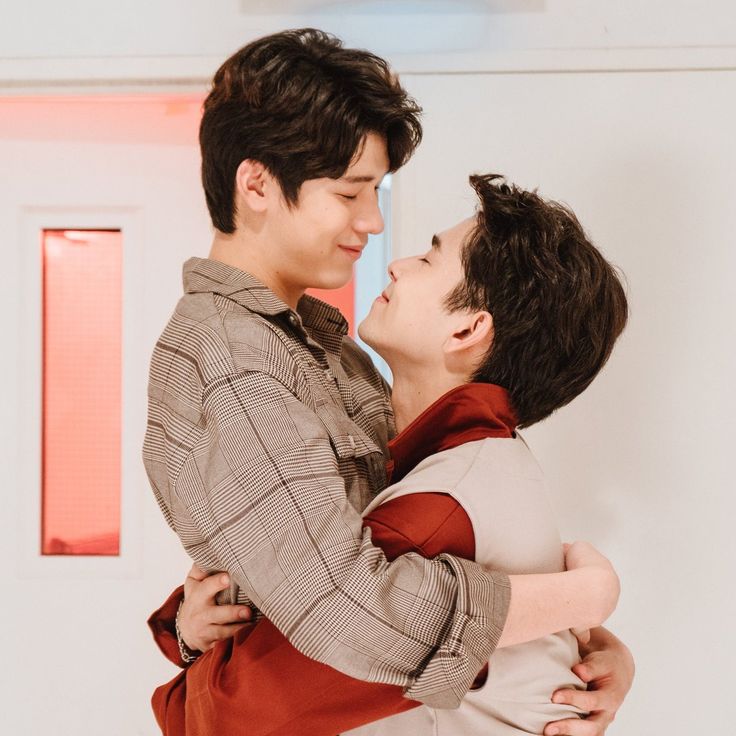 ___xihuan's tweet photo. @DomundiTV Miss them together 🫶
#mii2 #whyrutheseries https://t.co/BNa76keUUX