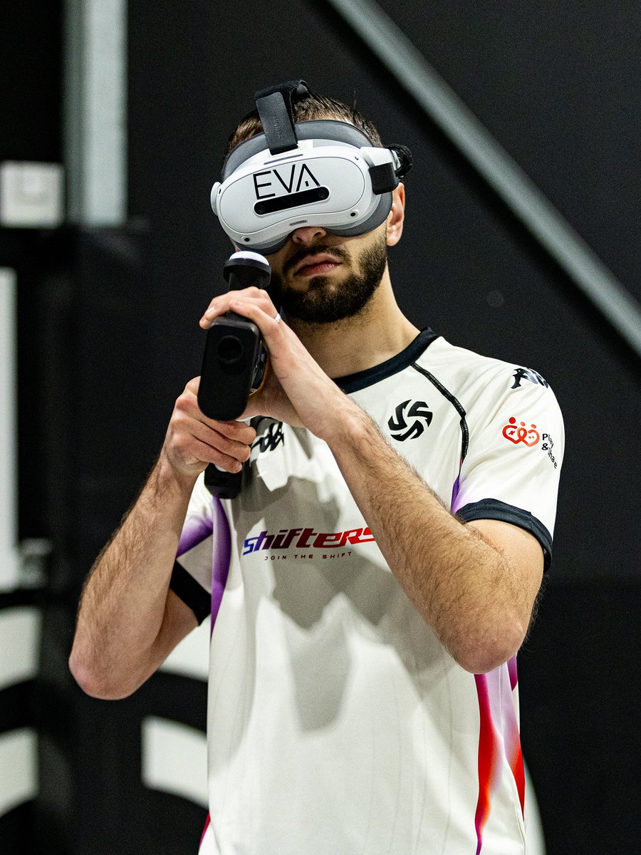 ShiftersGG's tweet photo. The standout player so far 👑

@s9eva averages 11 kills/game since the beginning of the season! https://t.co/e1QFTNCiyc