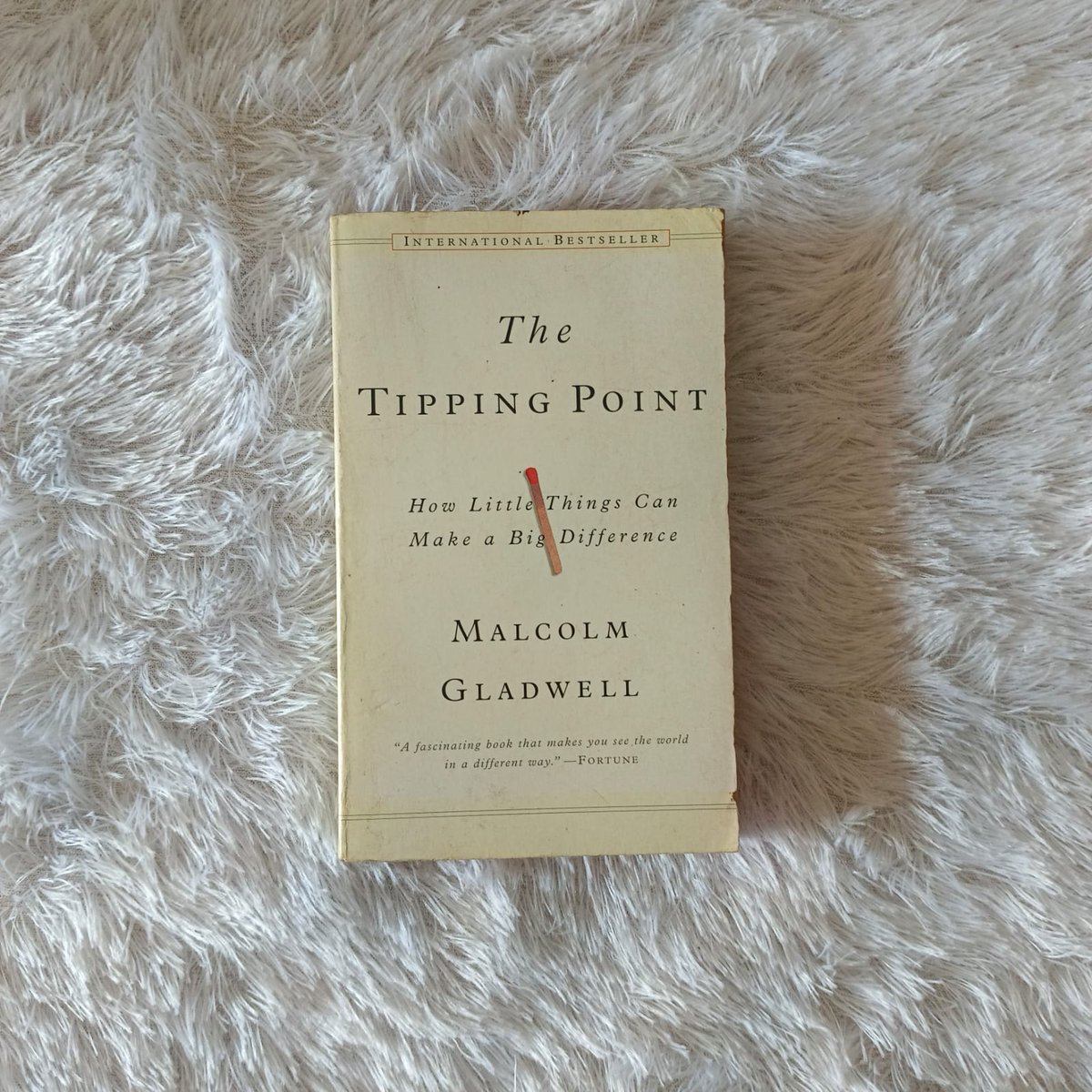 EqualityBook's tweet photo. Buku esei bahasa bule

• The Quick and Easy Way to Effective Speaking, 50k

• Toraja: Misadventures of an Anthropologist in Sulawesi, Indonesia, cukup mulus 100k

• The Tipping Point, 70k

• Ikigai, hardcover 120k https://t.co/HWZG3czWSM