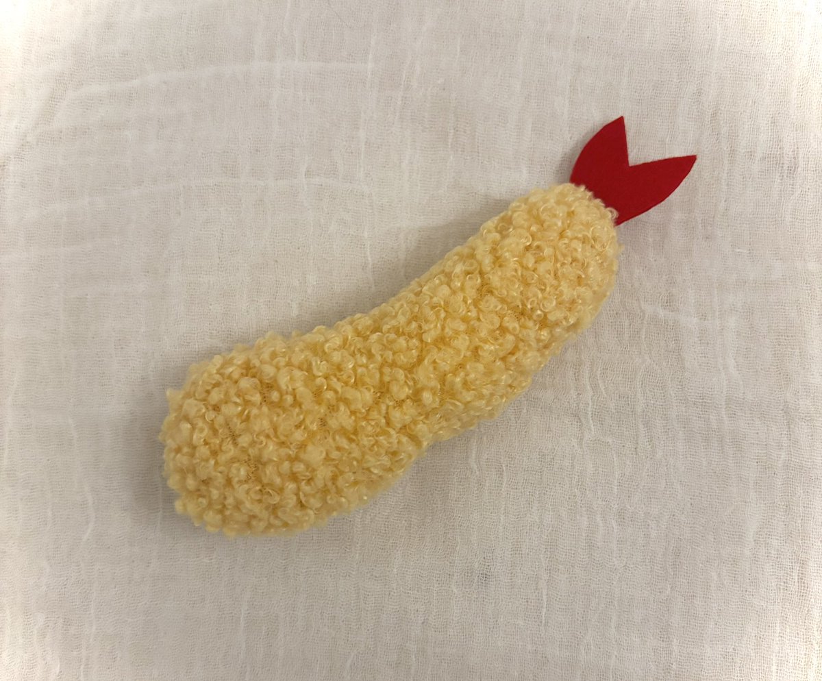 kazsek0222's tweet photo. #デザフェス戦利品
#デザフェス63 

どうもありがとうございました🥰✨

①くまのポーチ｜もこもこちゃん
𝕏：@mokox2chan 
②くまトーストの指輪｜yunaさん
IG：https://t.co/3XcryGfaOS
③アルパカのブローチ｜Söpöさん
𝕏：@Sopo_mf
④えびフライ｜海老雅さん
𝕏：@ebmasa415416 https://t.co/8rd2uoyTuZ