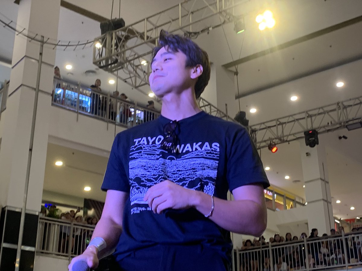 StarCinema's tweet photo. River Joseph turns the moment into pure crowd excitement 🫶

🎟️ Get your tickets now at https://t.co/BDEpBqVQ8v 🎟️

#TayoSaWakas — a 33rd anniversary offering from Star Cinema and a film by Cathy Garcia-Sampana.
Exclusively in cinemas on May 27, 2026. https://t.co/Tj82CdhNzV