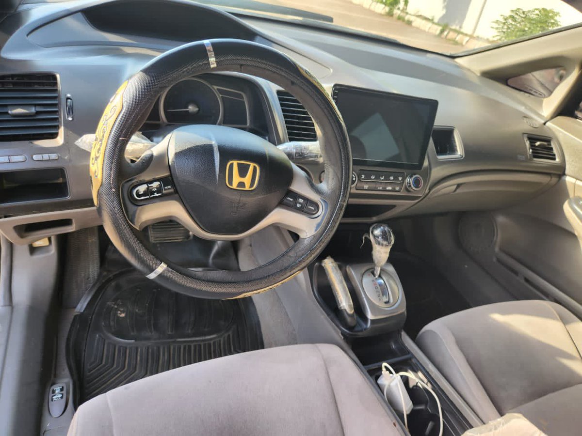 UsmanSamir's tweet photo. DISTRESS SALE❌SARI❌
BELGIUM STANDARD 🇧🇪 
HONDA CIVIC 
IROBOT 2007 MODEL
WITH FREE ANDROID SCREEN 
BUY AND DRIVE GOING FOR JST 4.7M  KADUNA📍NO CHAIN 🔐
07087926238 https://t.co/4lZdqBdkN3