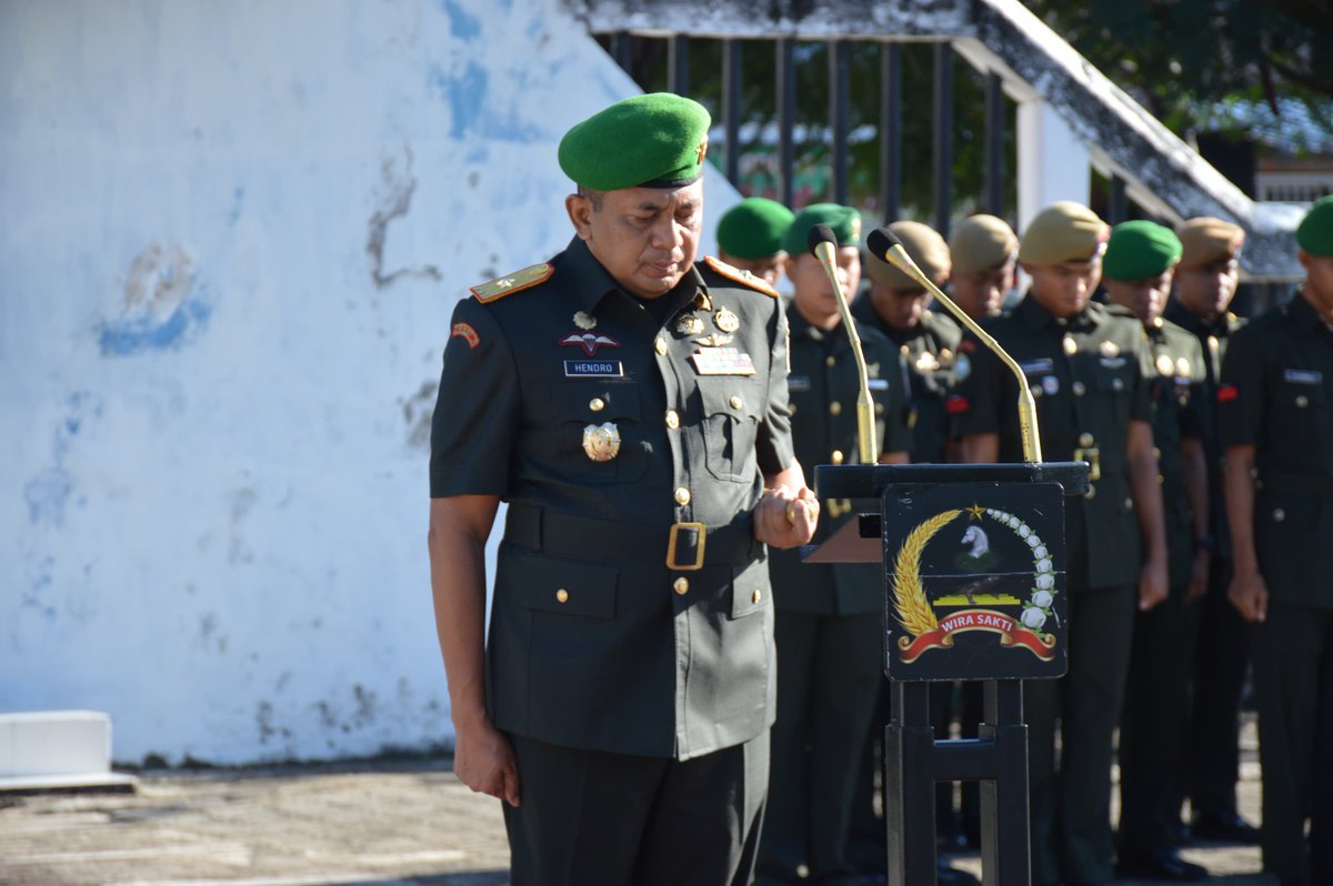 KOREM161WS's tweet photo. *Danrem 161/Wira Sakti Pimpin Ziarah Rombongan Peringati Hari Bakti ke-69 Kodam IX/Udayana* https://t.co/6SE0zmxkUn