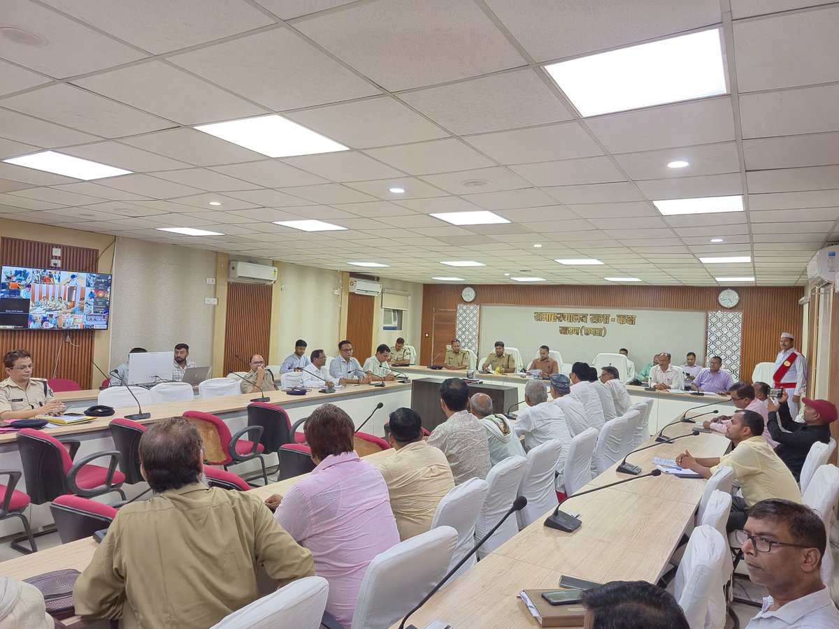 DISTRICT ADMlNISTRATION SARAN tweet media