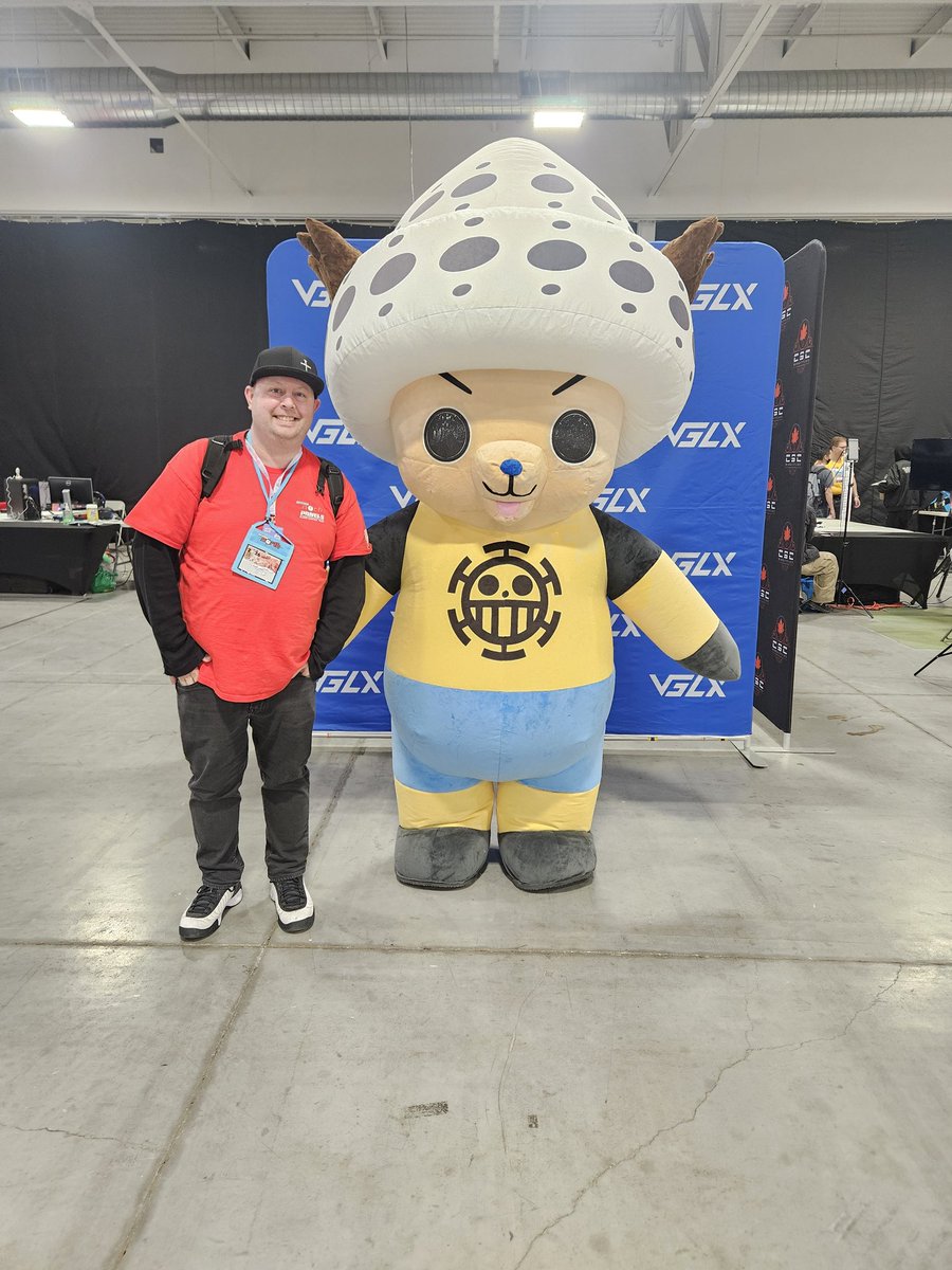 AngeloOhhBaby's tweet photo. Ready for Day 2 of Anime North! https://t.co/Gp6PKYuEXl