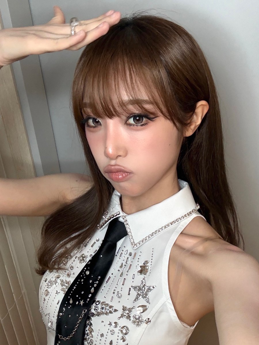 최예나 tweet media