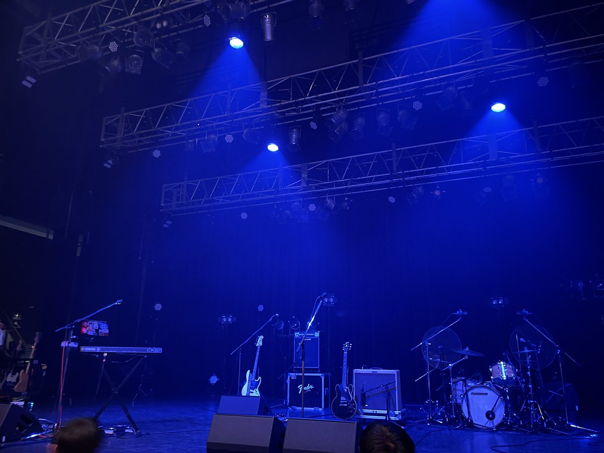 fujiffff's tweet photo. 小山田壮平BANDツアー2026
毎回少年みたいにのびやかな歌声にびっくりしちゃう。ポリープ良くなってよかった🙏メロディアスなベースと軽快なドラム好きだ〜 https://t.co/qgQluWI9yS