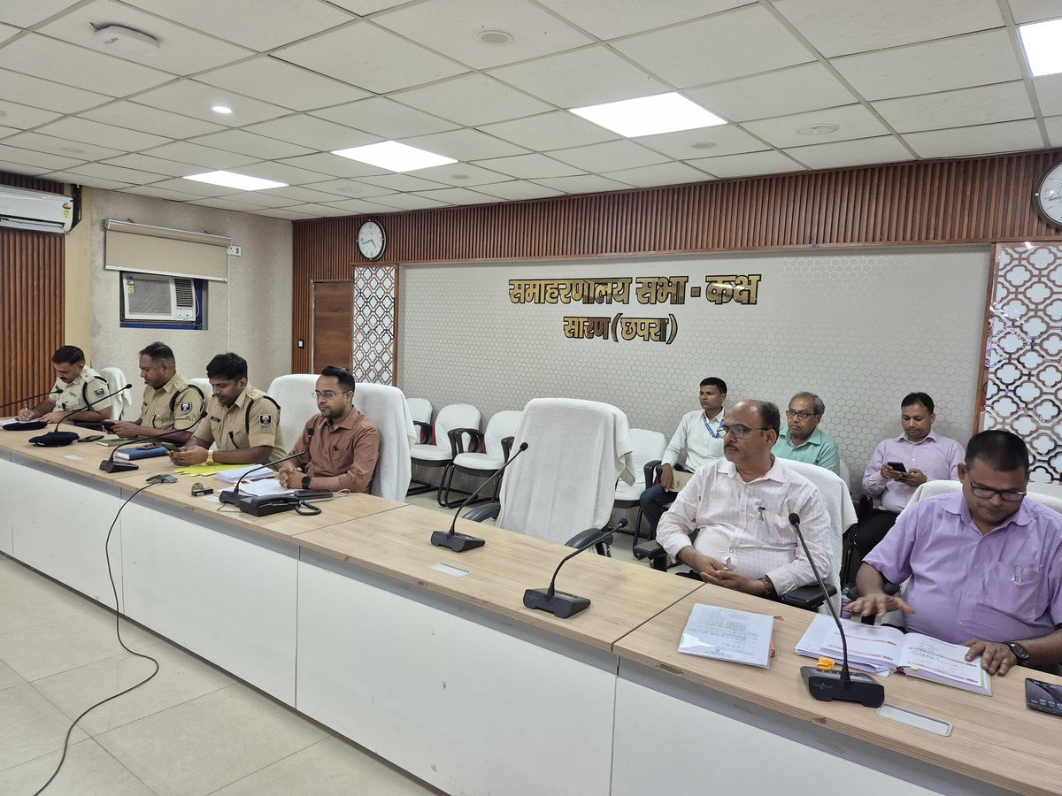 DISTRICT ADMlNISTRATION SARAN tweet media