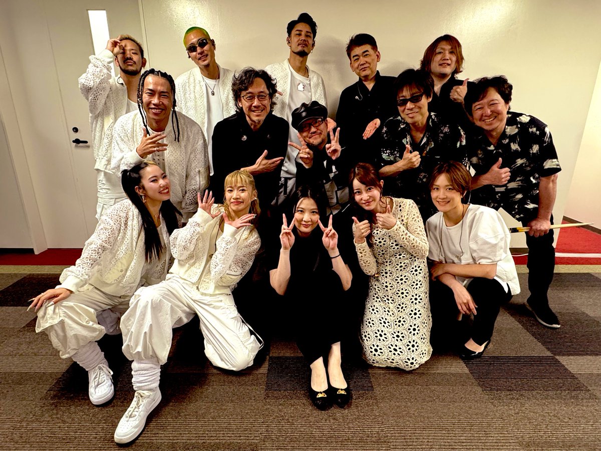 ishinariguitar's tweet photo. 「#増田貴久 2nd LIVE 喜怒哀楽」
神戸公演までバンマス&amp;ギターで参加しておりました❣️
まっすーの歌声とパフォーマンス、ステージに対する熱い想い、毎公演が感動でした。大好きなバンドメンバーと素晴らしいダンサーチーム、素晴らしいスタッフに囲まれて幸せなひとときでした❣️
また是非やりたい😆 https://t.co/hUeGO864AZ
